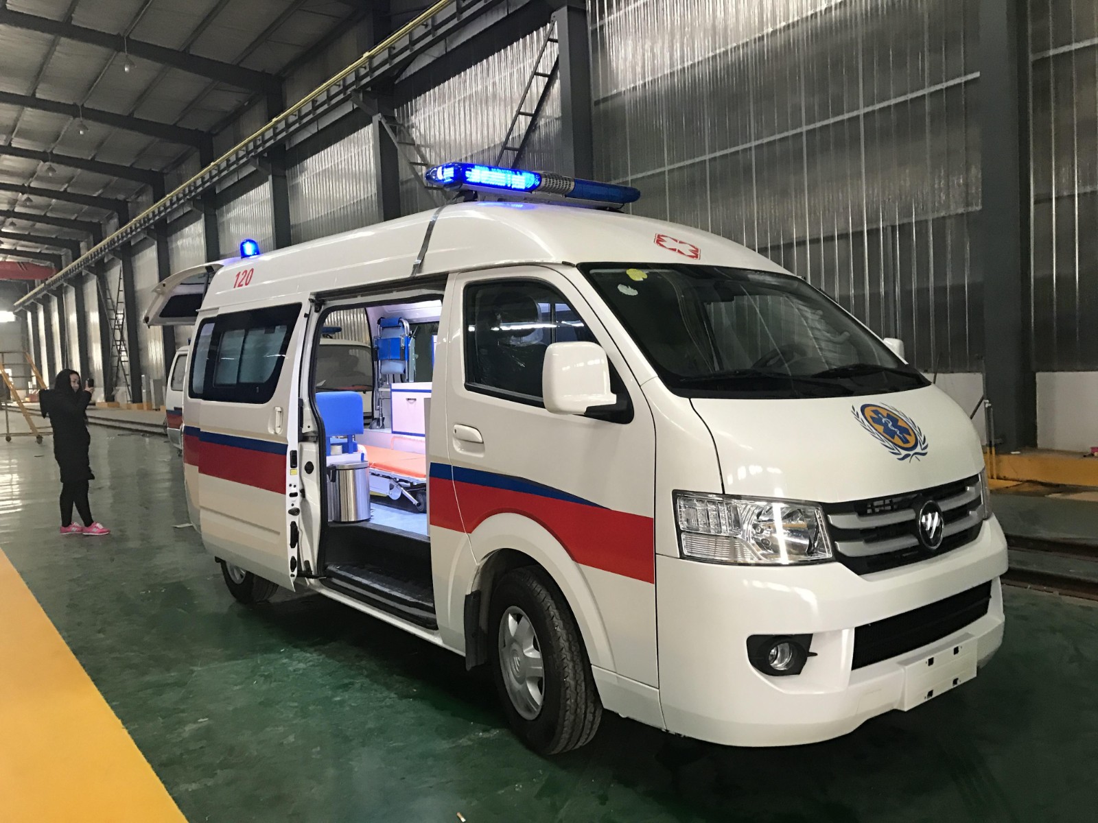 日土县救护车转院